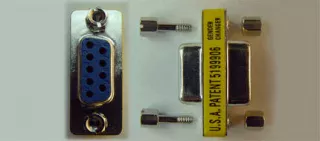 DB9 Male / Female Adapter (WR-232-Y07)